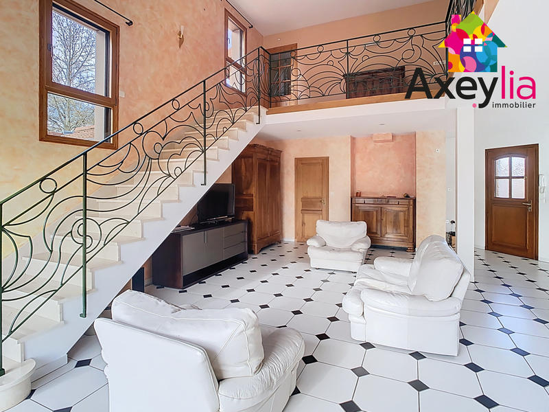 Maison - 152 m² - 5 pièces