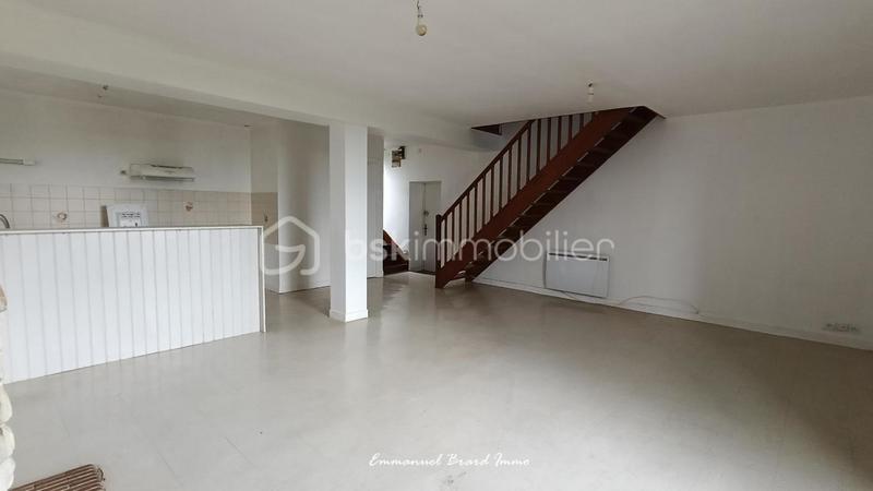 Immeuble - 213 m² - 9 pièces