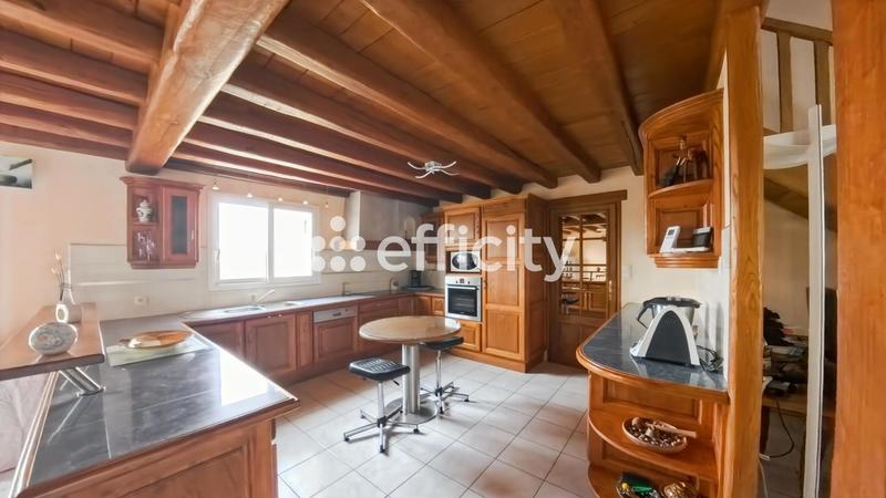 Maison - 178 m² - 7 pièces