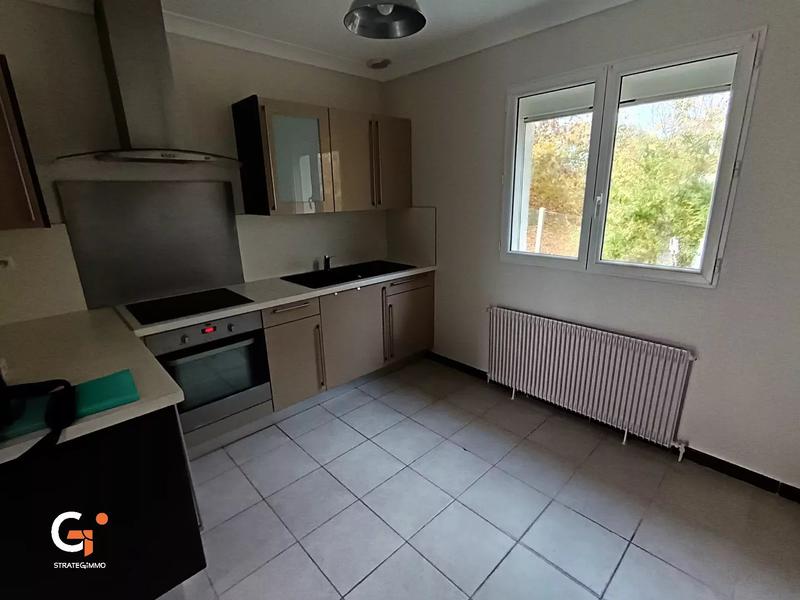 Maison - 85 m² - 6 pièces