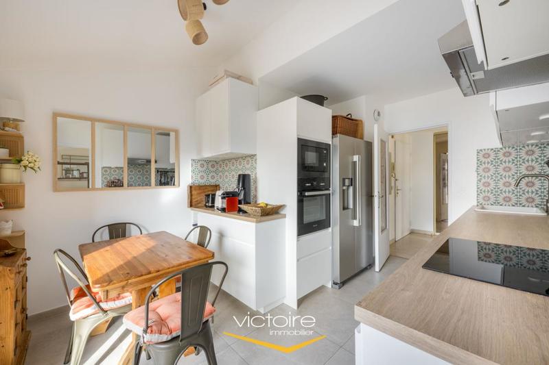 Duplex - 103 m² - 4 pièces