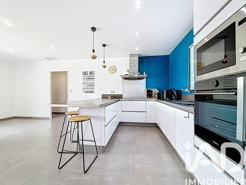 Maison - 117 m² - 5 pièces