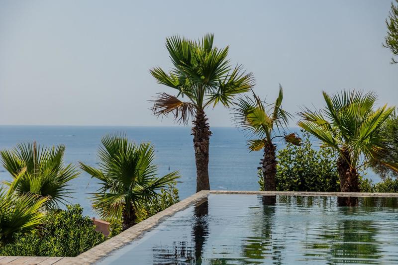 Maison - 359 m² - 10 pièces