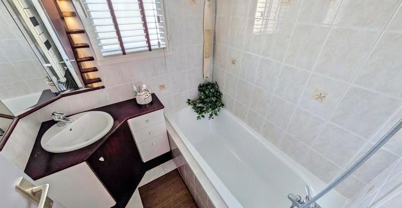 Maison - 114 m² - 7 pièces