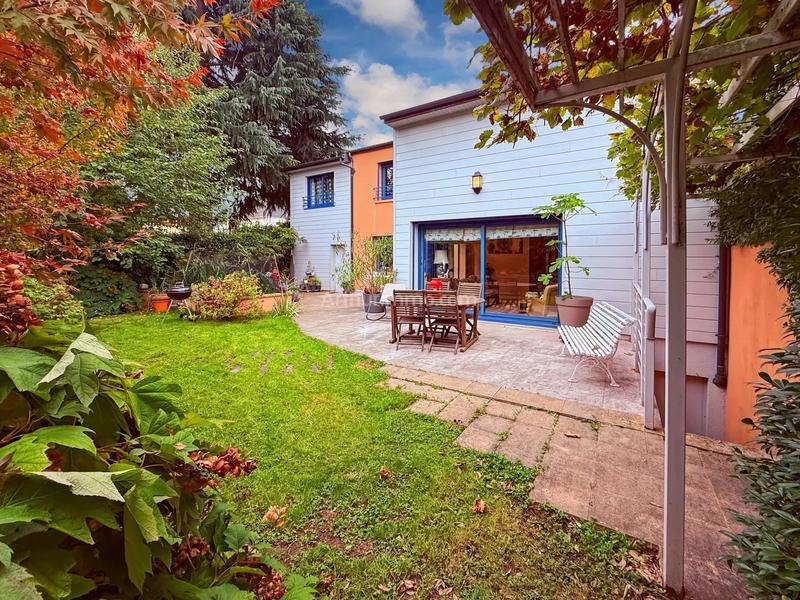 Maison - 139 m² - 5 pièces