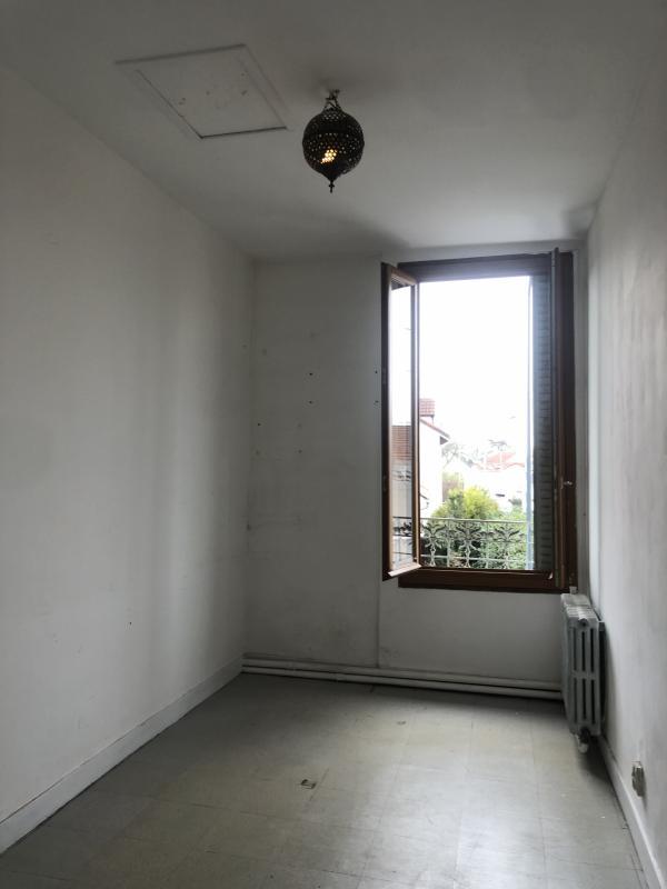 Maison - 93 m² - 5 pièces