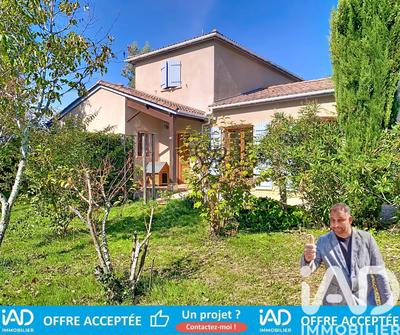 Maison - 112 m² - 4 pièces