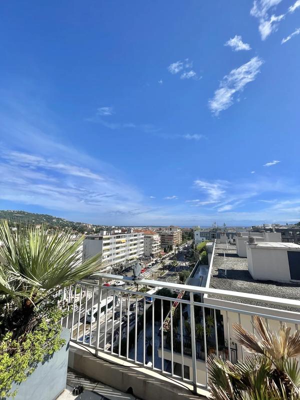 Appartement - 143 m² - 4 pièces