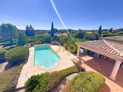 Villa - 192 m² - 6 pièces