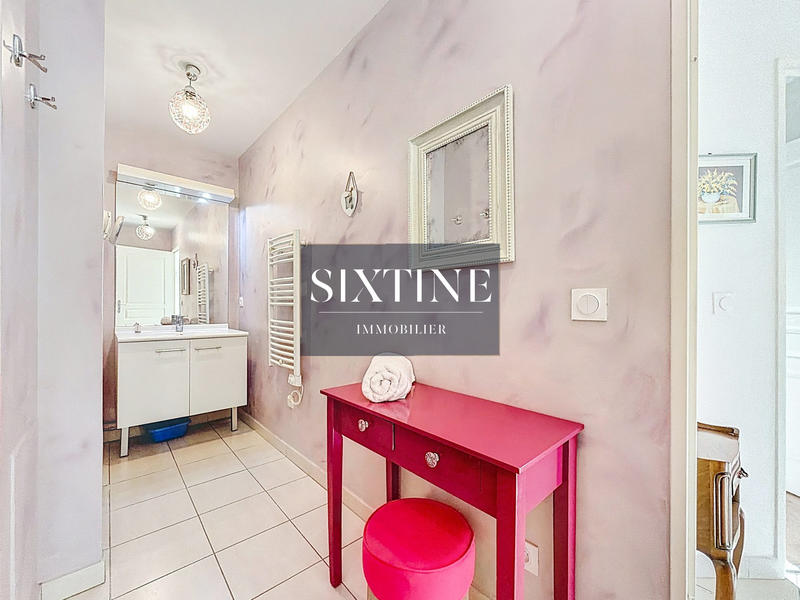 Appartement - 107 m² - 4 pièces