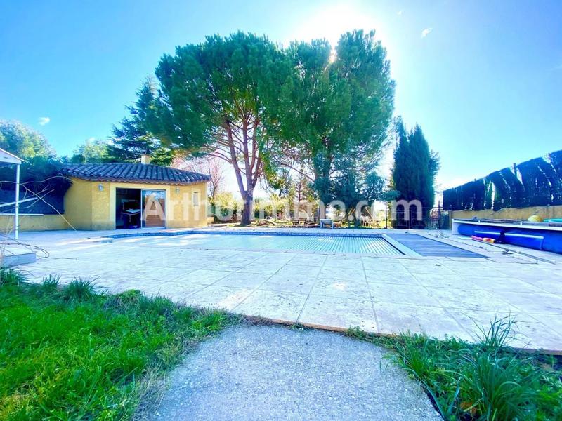 Maison - 176 m² - 6 pièces