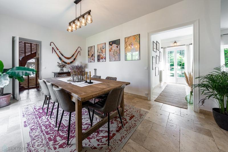 Maison - 200 m² - 6 pièces