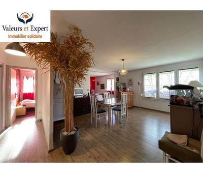 Appartement - 85 m² - 3 pièces