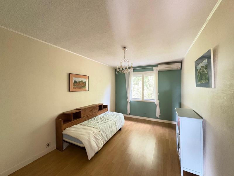 Maison - 163 m² - 6 pièces