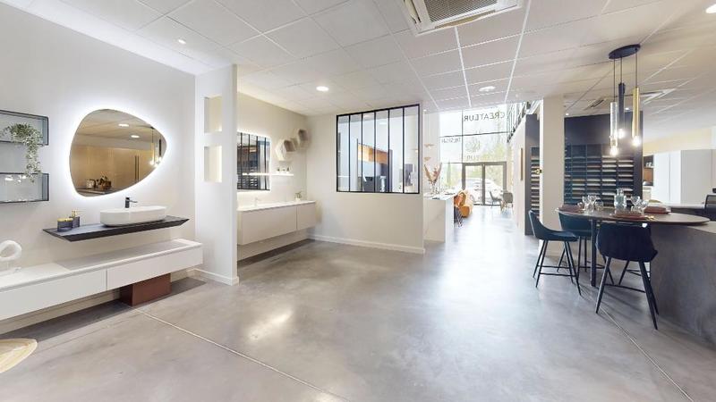 Local commercial - 255 m² - 1 pièce