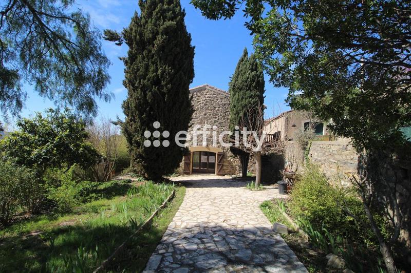 Maison en pierre - 201 m² - 5 pièces