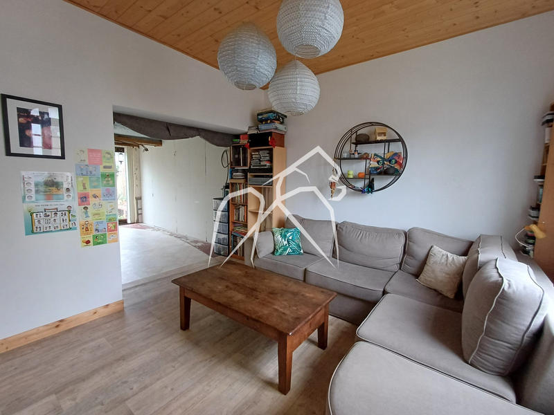 Maison - 100 m² - 6 pièces