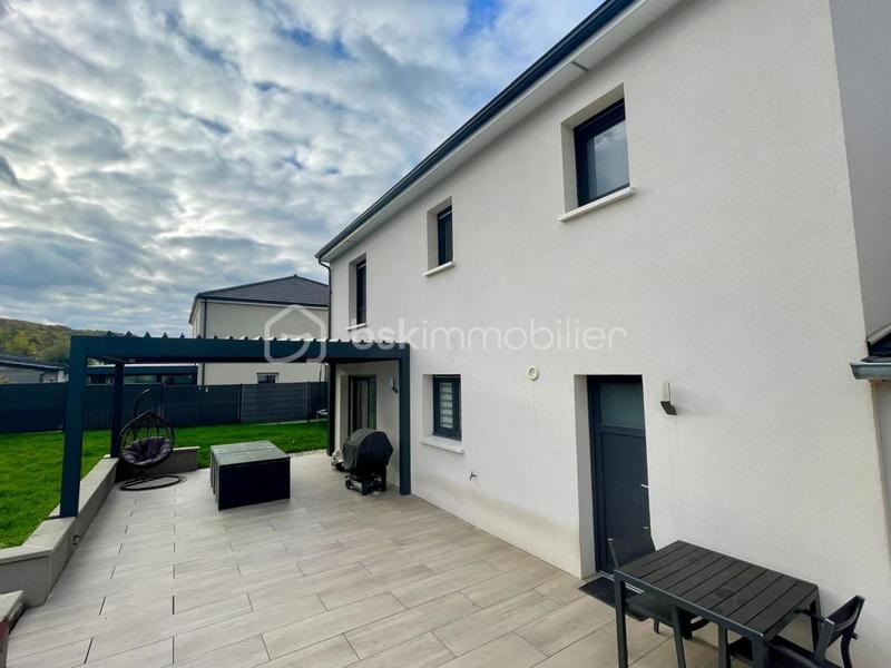 Maison - 155 m² - 6 pièces