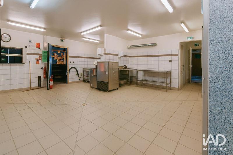 Local commercial - 930 m²