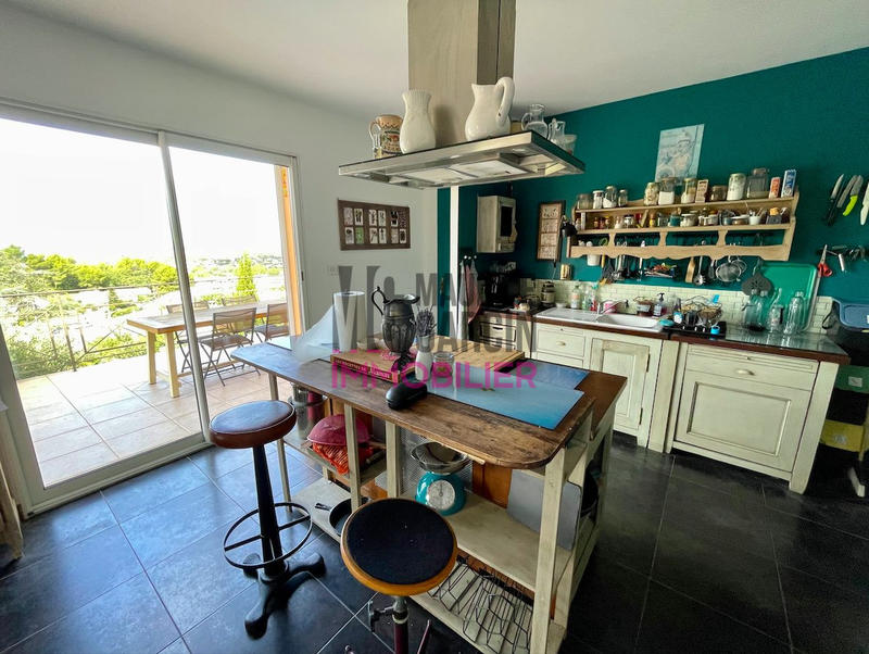 Maison contemporaine - 186 m² - 8 pièces