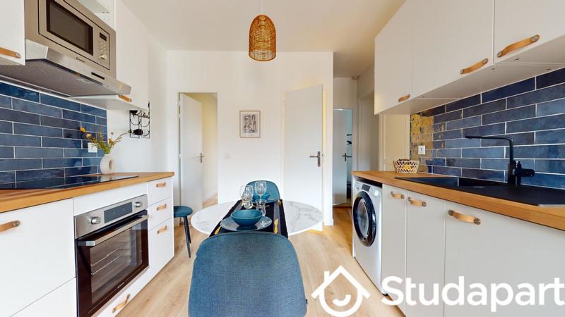 Chambre - 11 m² - 1 pièce