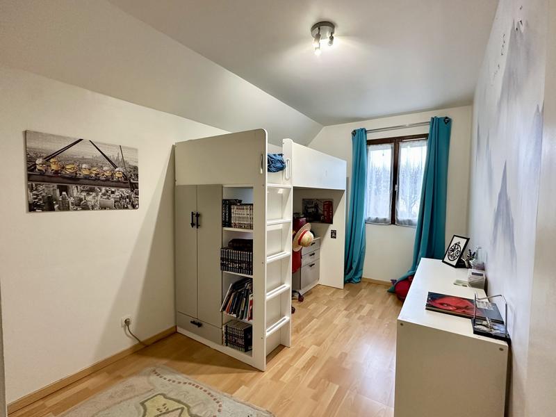 Maison traditionnelle - 111 m² - 5 pièces