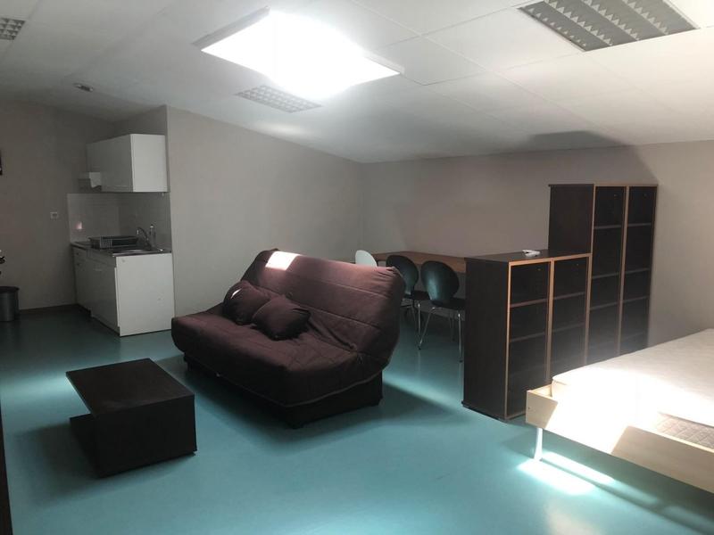 Appartement - 80 m² - 3 pièces