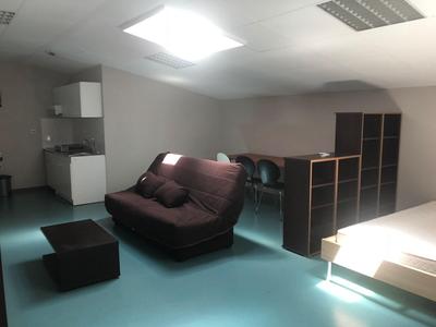 Appartement - 80 m² - 3 pièces