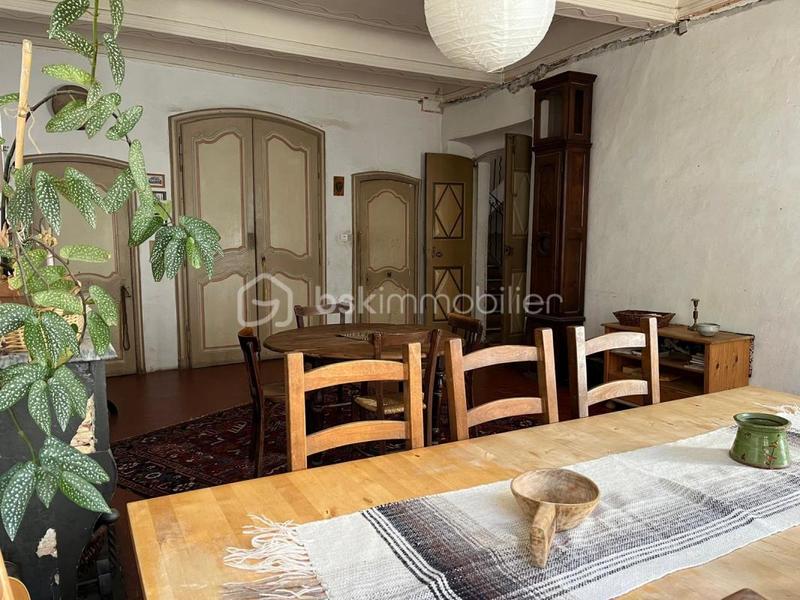 Maison ancienne - 383 m² - 12 pièces