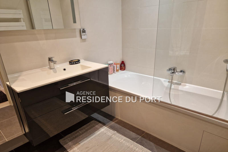 Appartement - 93 m² - 3 pièces