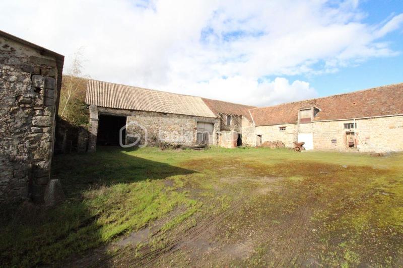 Ferme - 913 m² - 10 pièces