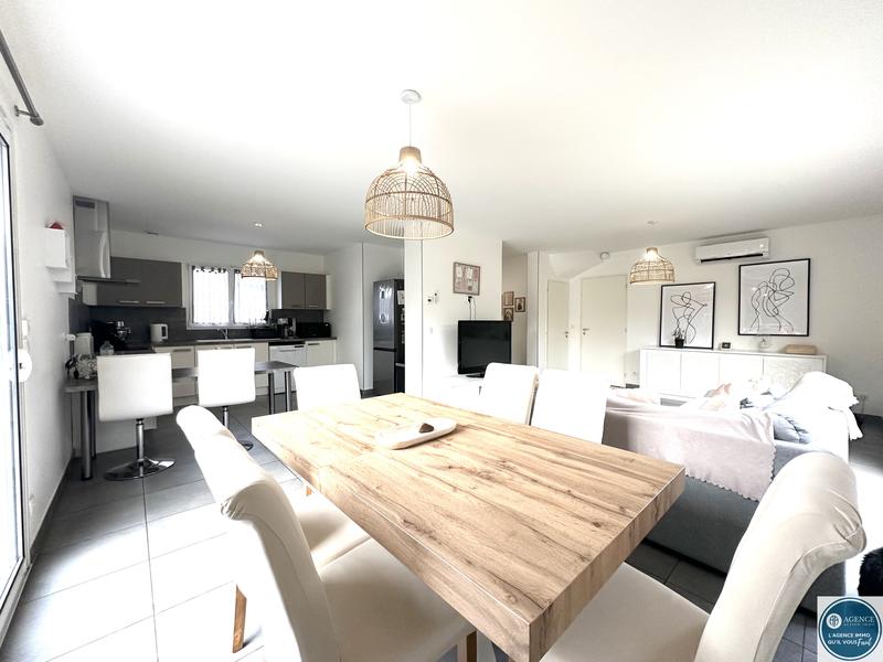 Maison - 100 m² - 5 pièces