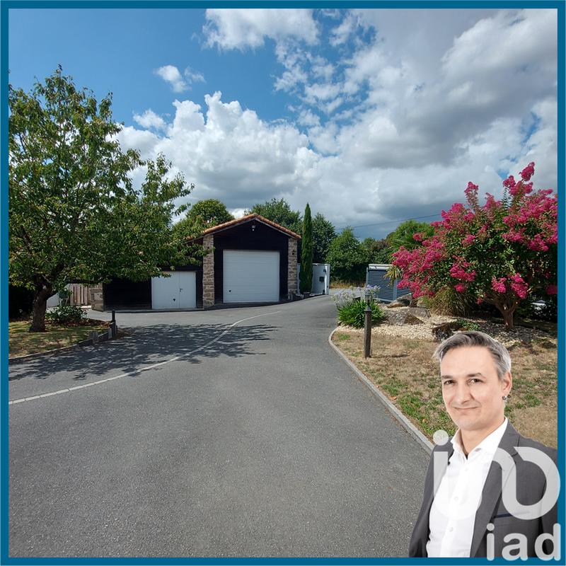 Maison - 166 m² - 8 pièces