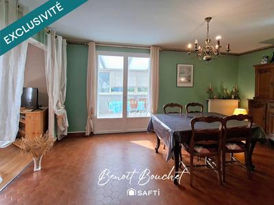 Maison - 95 m² - 5 pièces