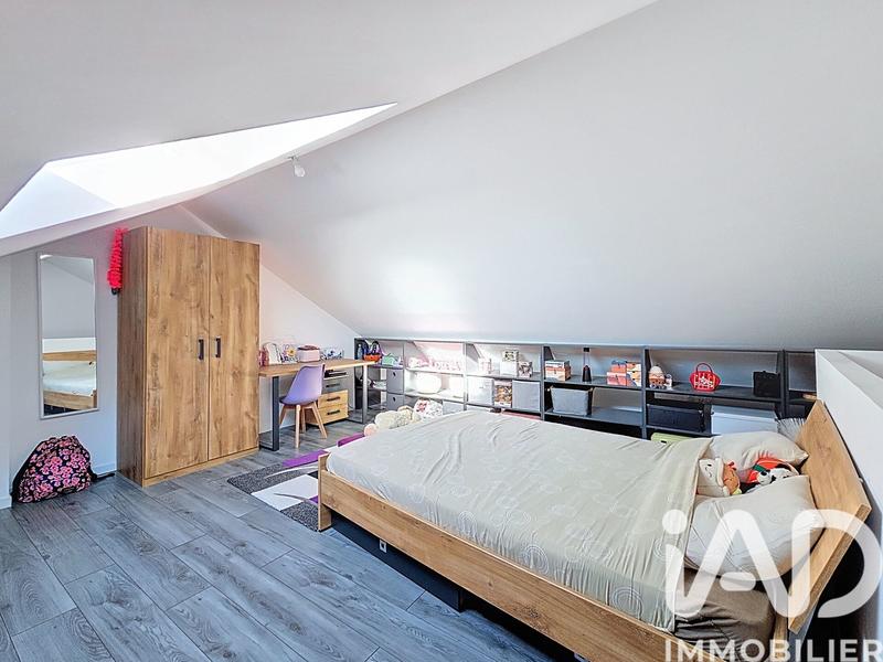 Maison - 94 m² - 5 pièces