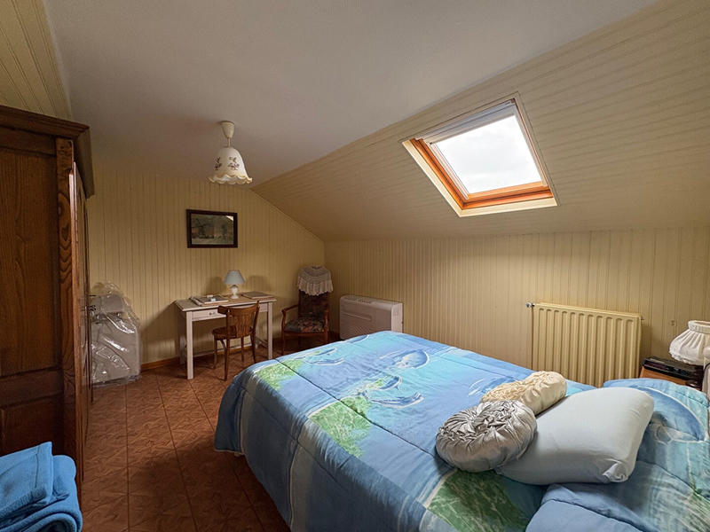 Maison - 152 m² - 8 pièces