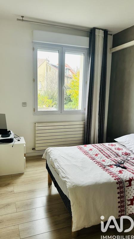 Maison - 186 m² - 8 pièces