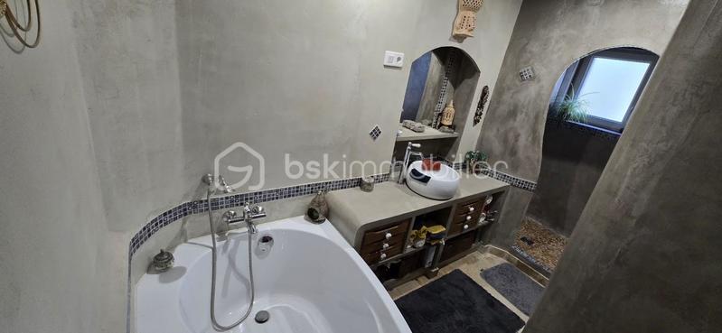 Maison - 176 m² - 6 pièces