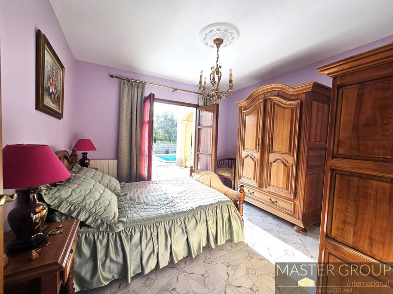 Villa - 150 m² - 5 pièces