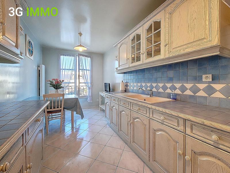 Appartement - 86 m² - 4 pièces