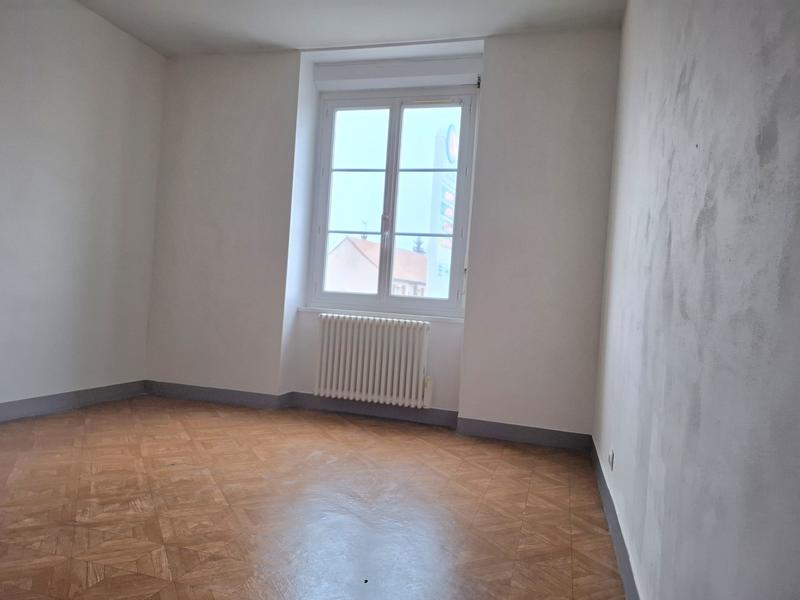 Maison - 83 m² - 4 pièces