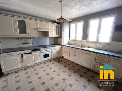 Maison de ville - 133 m² - 5 pièces