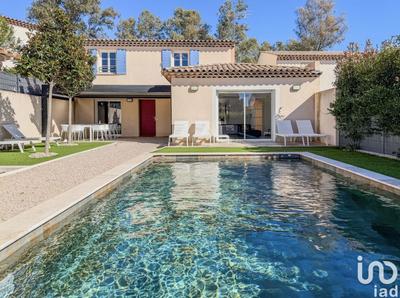 Maison - 167 m² - 6 pièces