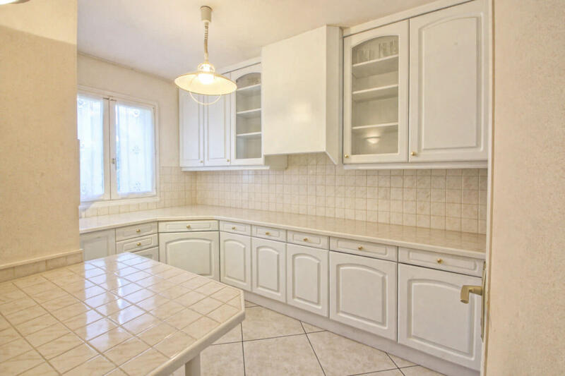 Maison - 142 m² - 6 pièces