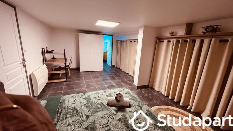 Chambre - 30 m² - 1 pièce