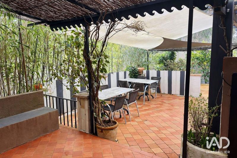 Local commercial - 223 m²