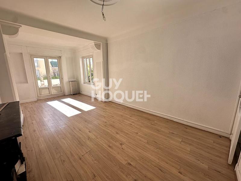Appartement - 100 m² - 5 pièces