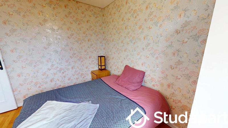 Chambre - 56 m² - 1 pièce