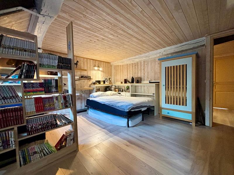 Maison - 225 m² - 5 pièces