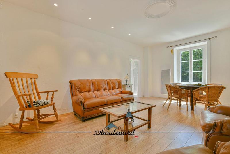 Longère - 318 m² - 10 pièces